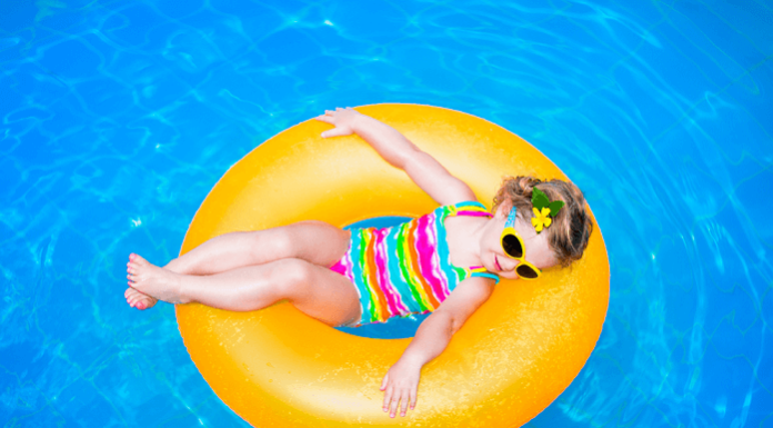 Best Pool Floats For Toddlers: Buyer’s Ultimate Guide Toddlers swimming pool float - featured image