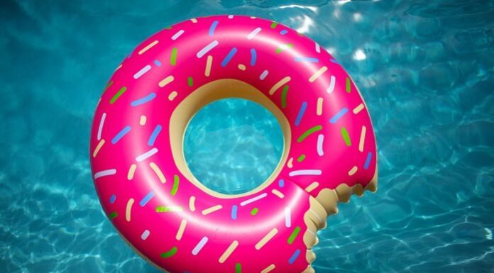 How To Clean Pool Floats